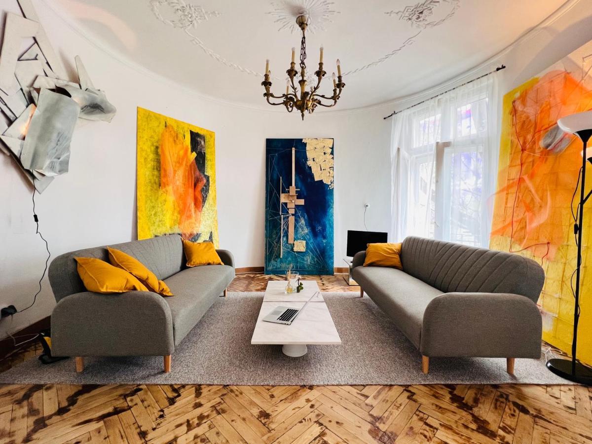 Sada Art Gallery Apartment بوخارست المظهر الخارجي الصورة