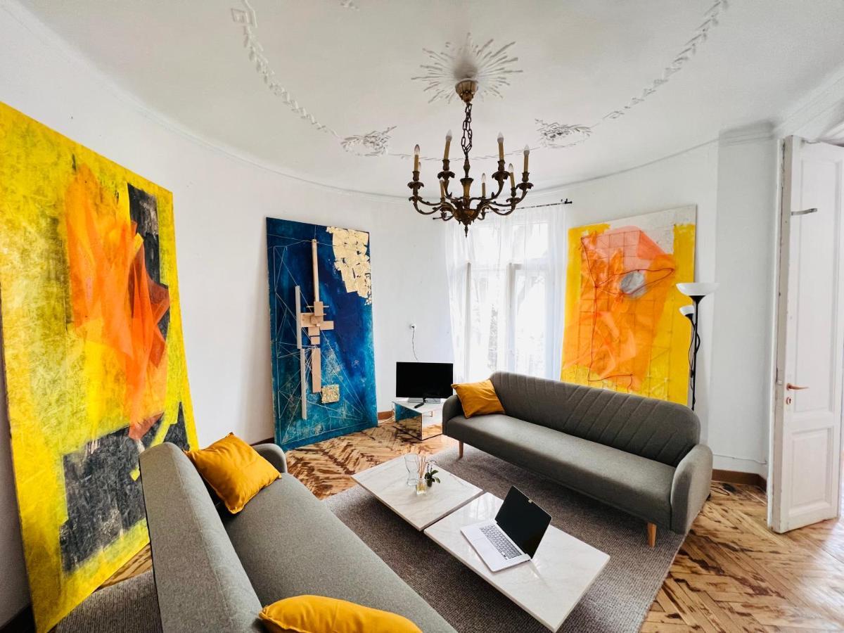 Sada Art Gallery Apartment بوخارست المظهر الخارجي الصورة