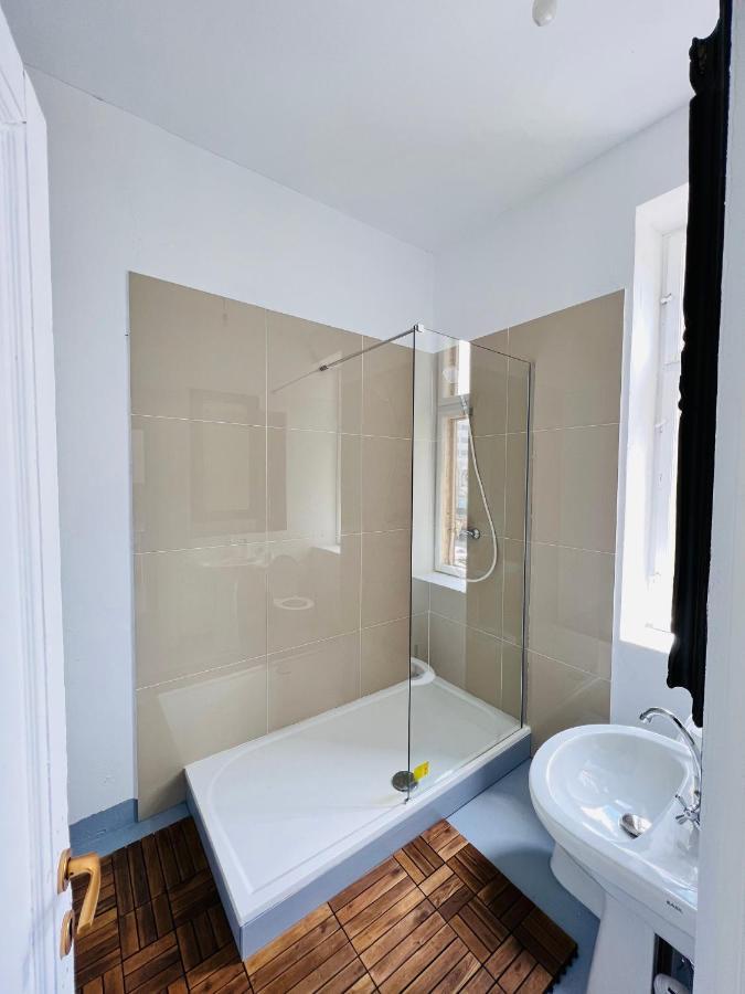 Sada Art Gallery Apartment بوخارست المظهر الخارجي الصورة